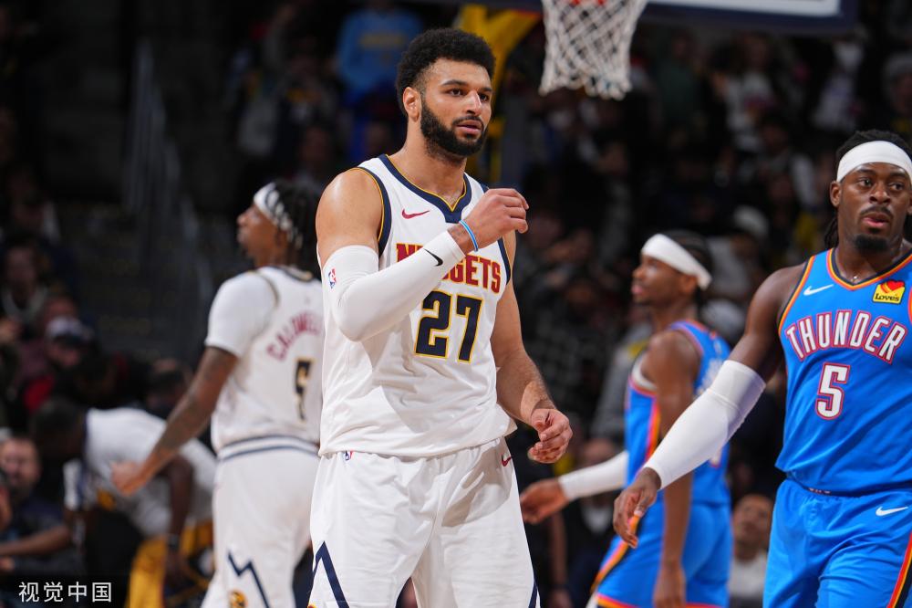 大部分球员 大部分球员