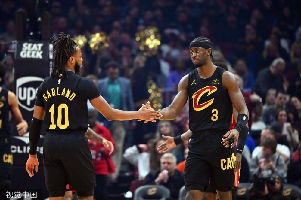 NBA官方MVP榜：亚历山大压约基奇稳居第一 詹姆斯升第五.