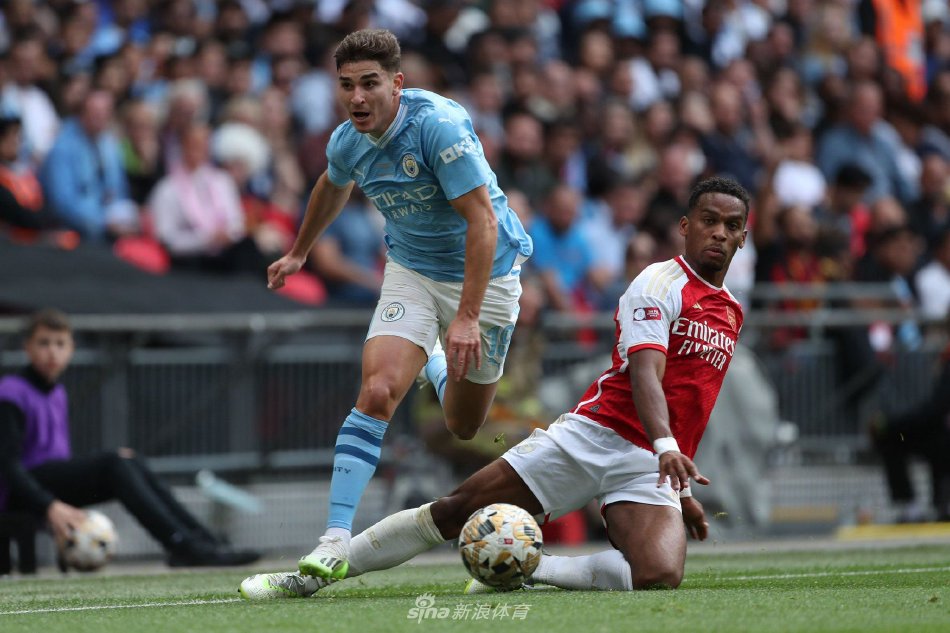 步绝非偶然 步绝非偶然