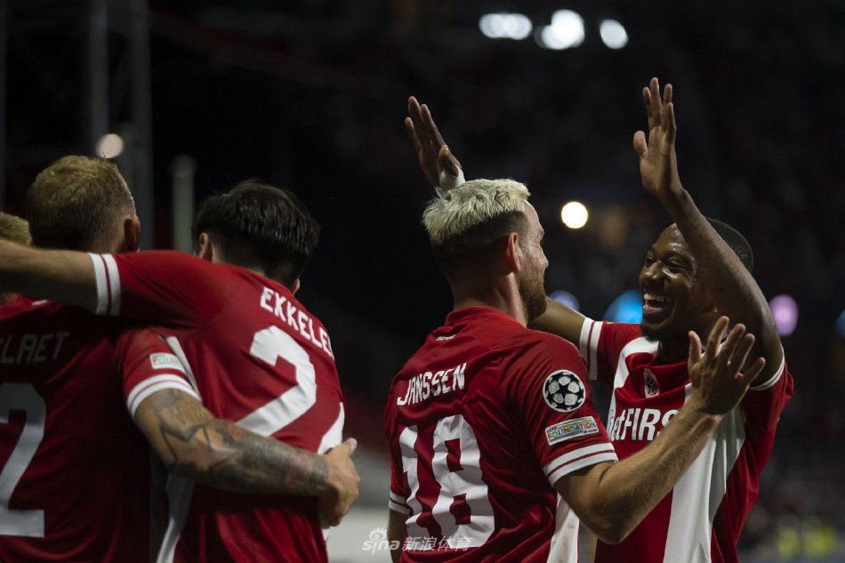 美诠释了他 美诠释了他