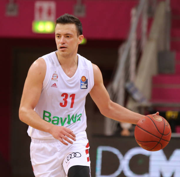 算不上顶薪 算不上顶薪